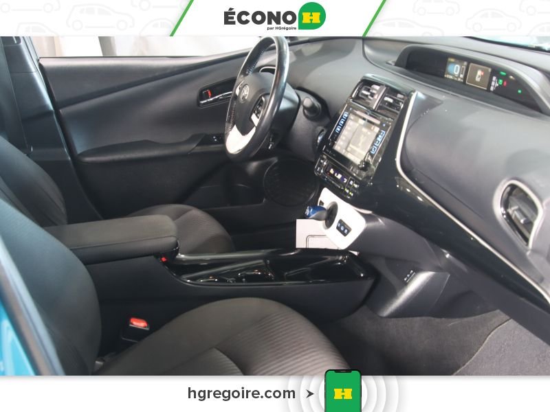 Toyota Prius 2017 Bleu Laval - photo #23