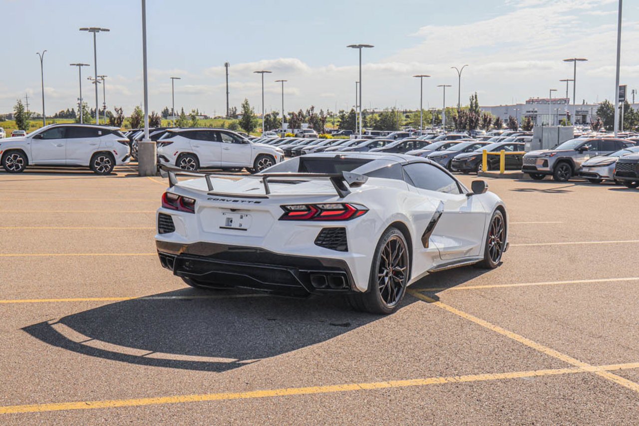 2025 Chevrolet Corvette 2dr Stingray Conv w/1LT White Sherwood Park - photo #10