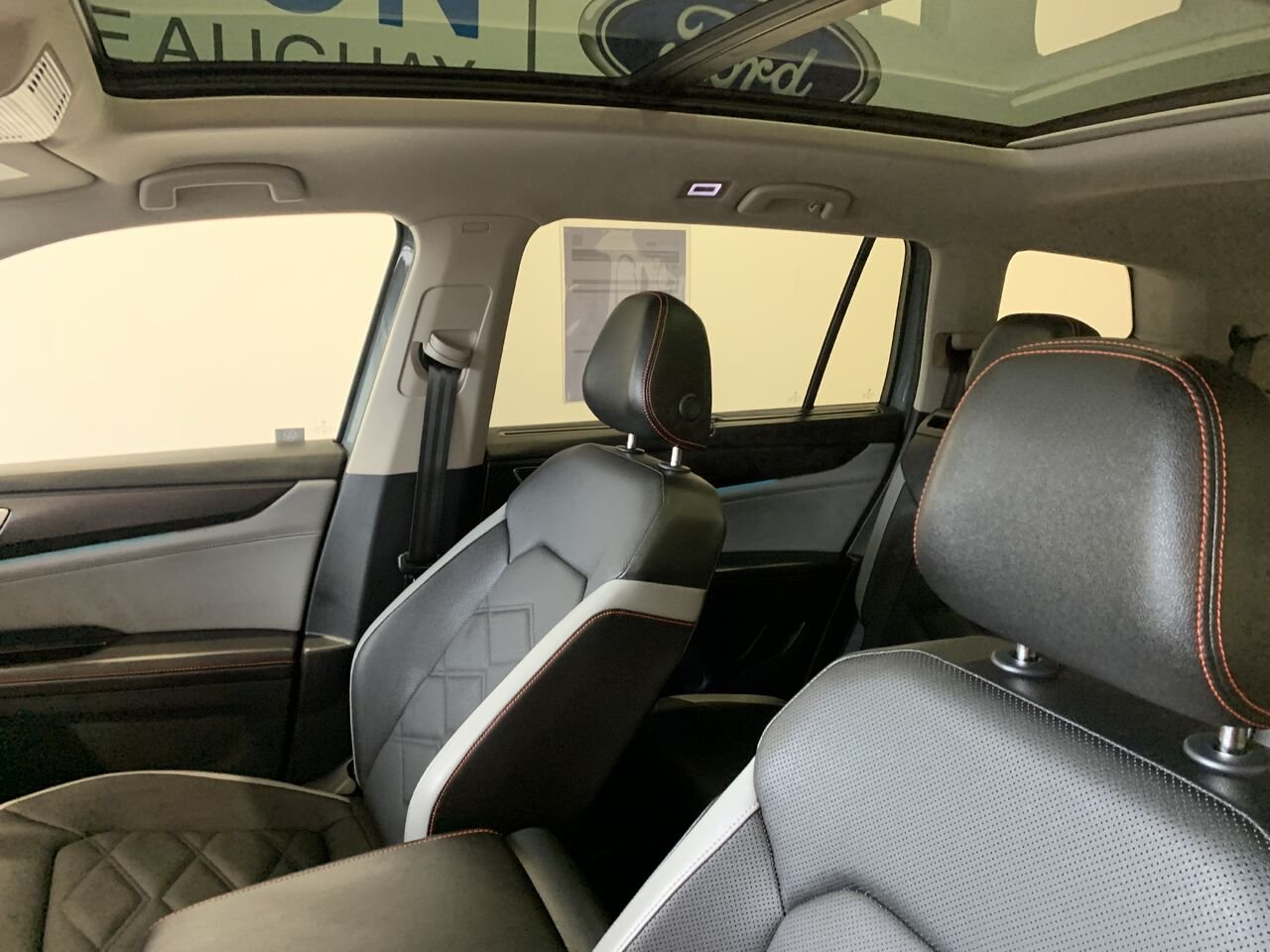 Volkswagen Atlas PEAK EDITION REMORQUAGE 5000LBS+CUIR+TOIT PANO 2025 Gris Châteauguay - photo #34