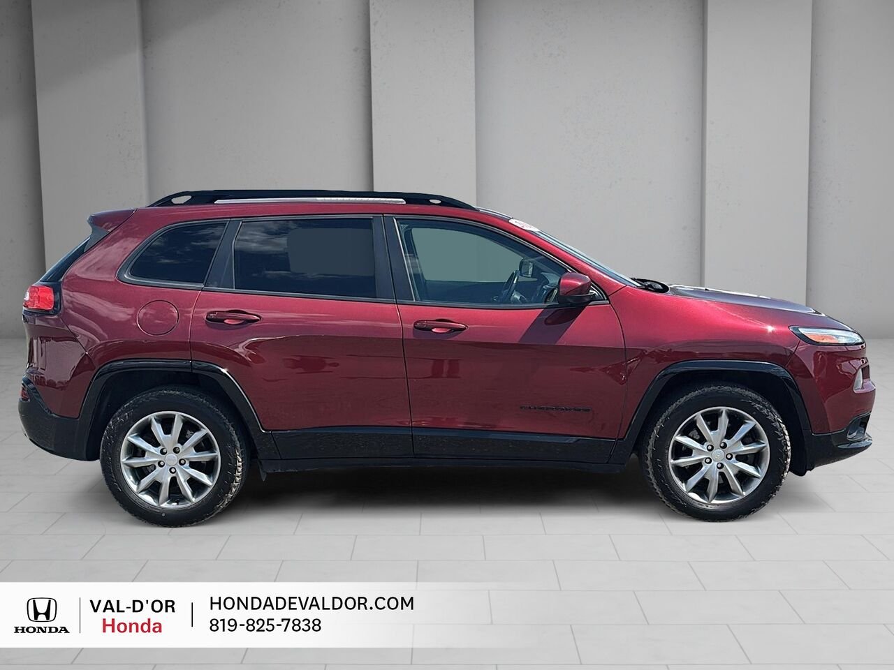 Jeep Cherokee North édition spéciale 4x4 *Disponibilité limitée* 2018 Rouge Val-d'Or - photo #4