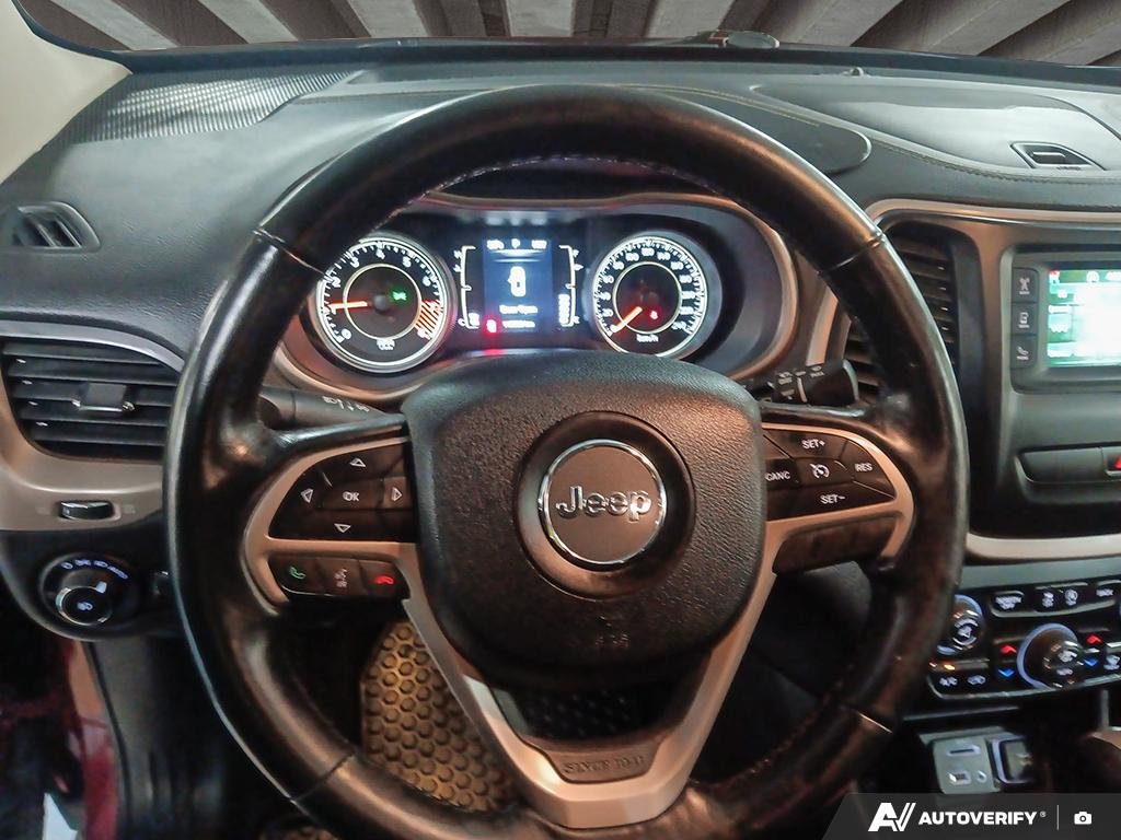 2015 Jeep Cherokee 2601729A | North Red Edmonton - photo #13