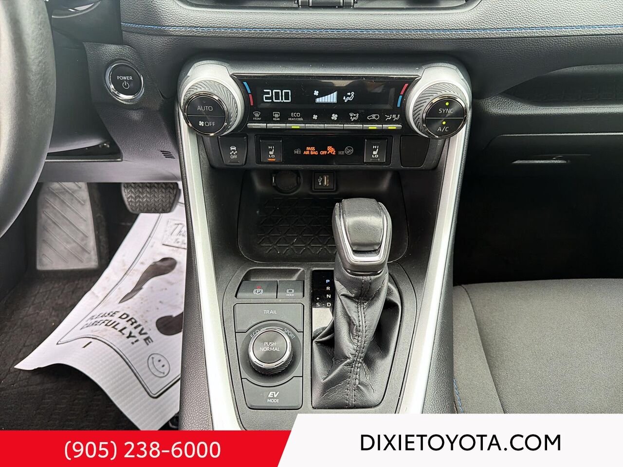 2023 Toyota RAV4 HYBRID SE AWD / CLEAN CARFAX / HEATED SEATS / MOONROOF / ALLOY WHEELS / CARPLAY AND ANDROID AUTO Black Mississauga - photo #16