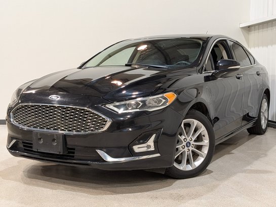 2020 Ford Fusion Energi Black