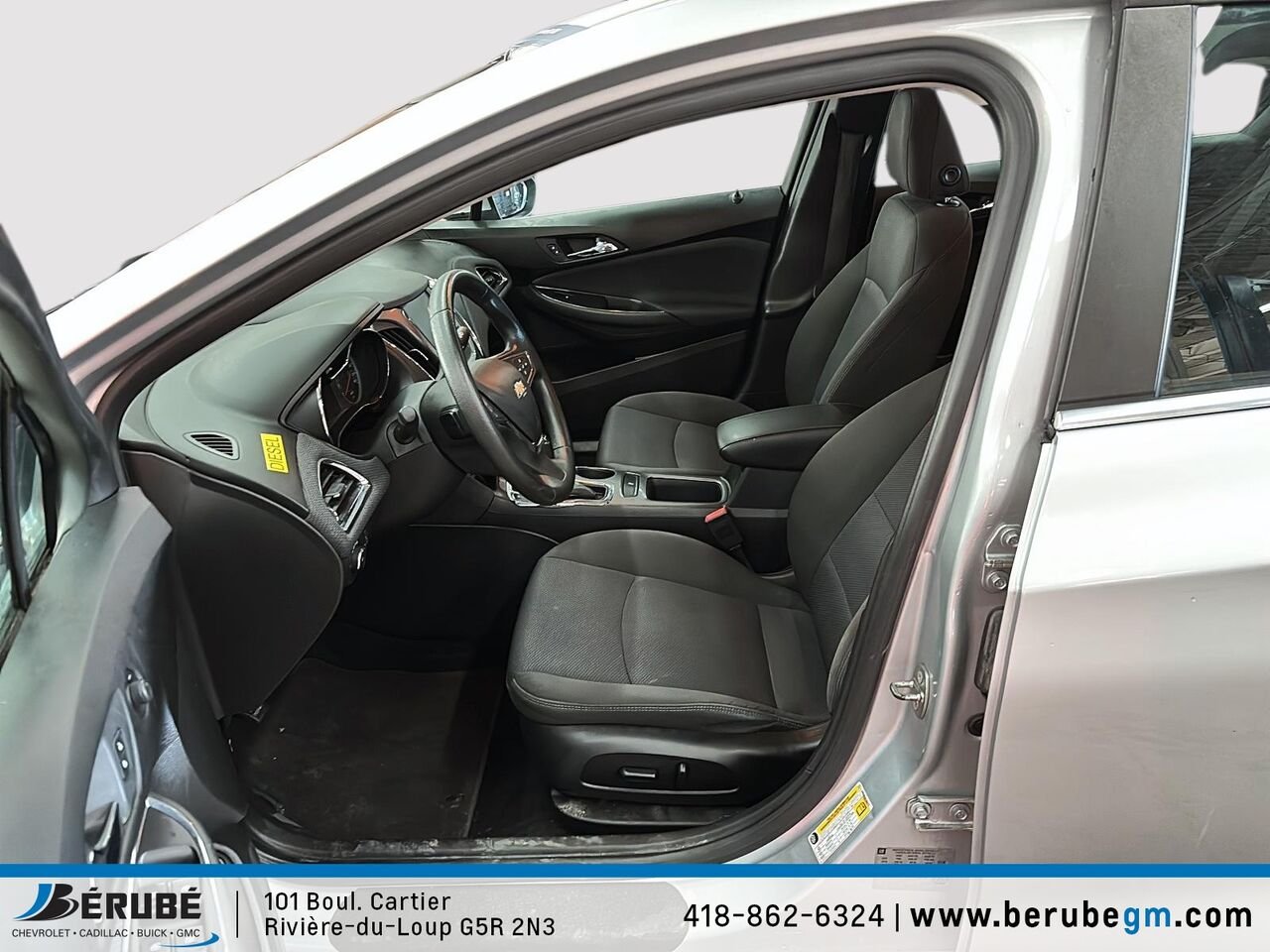 CHEVROLET CRUZE LT LT 1.6L berline 4 portes avec 1SH 2018 Argent Rivière-du-Loup - photo #8