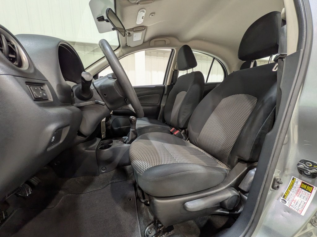 Nissan Micra 4dr HB Man SV 2015 Gris Val-David - photo #1