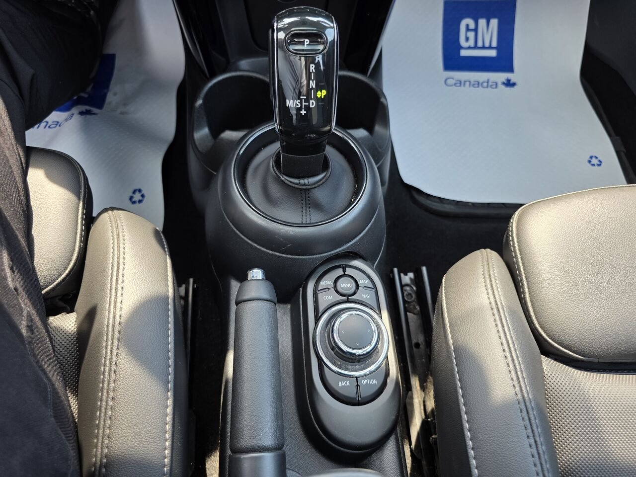 2024 MINI 3 Door Cooper S Rouyn-Noranda - photo #13