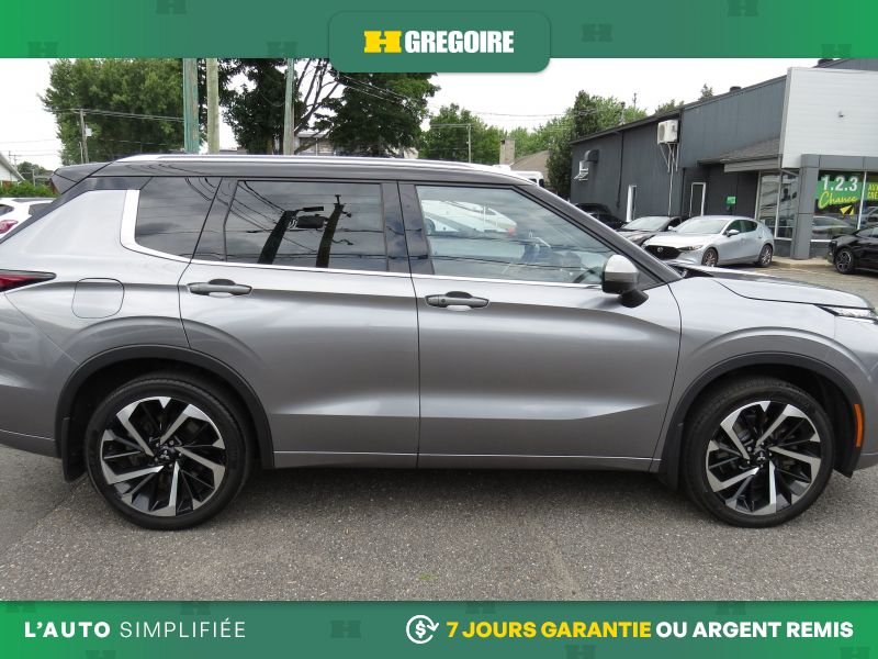 Mitsubishi Outlander 2023 Gris Blainville - photo #10