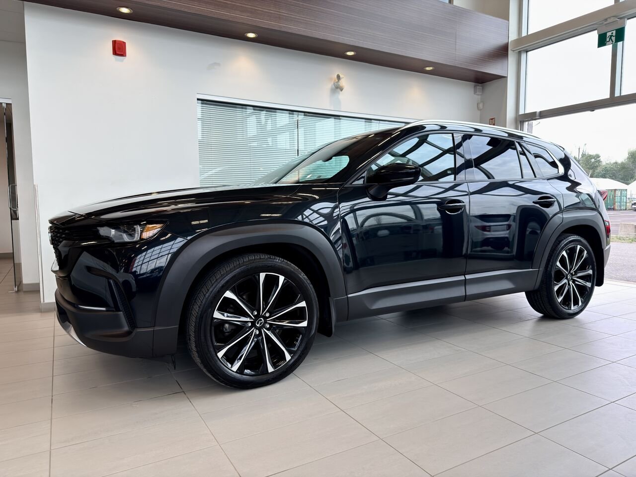 2023 Mazda CX-50 GT TURBO Black Notre-Dame-des-Prairies - photo #4