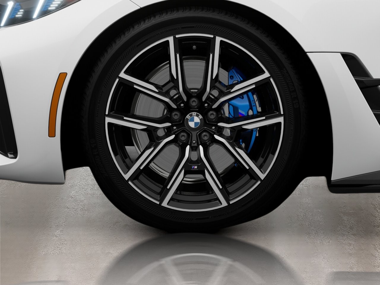 2026 BMW i4 xDrive Alpine White Blainville - photo #12
