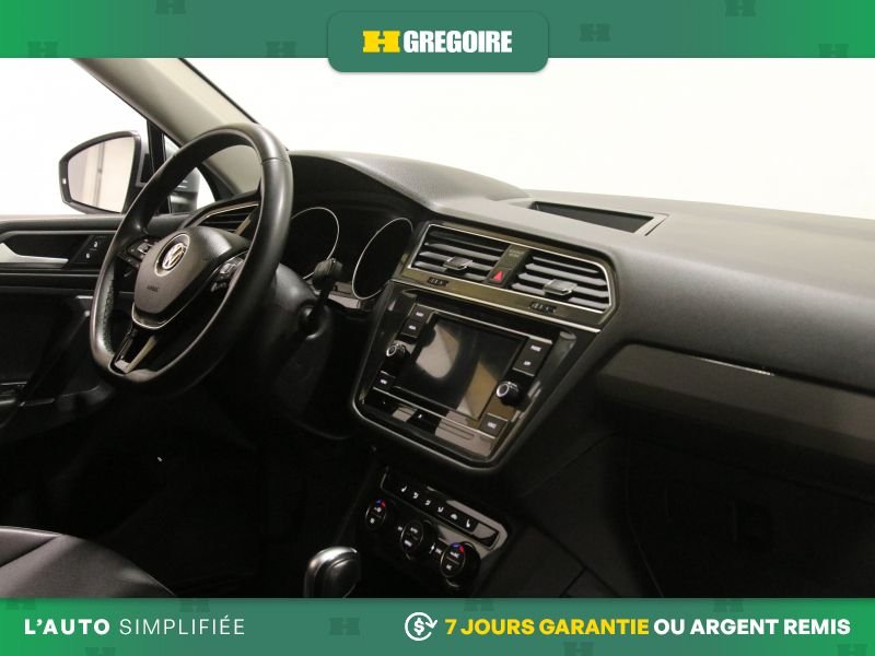 2020 Volkswagen Tiguan Silver Laval - photo #28