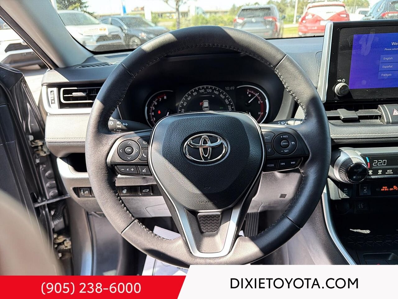 2023 Toyota RAV4 XLE AWD / HEATED SEATS / MOONROOF / ALLOY WHEELS / CARPLAY AND ANDROID AUTO Magnetic Grey Metallic Mississauga - photo #11