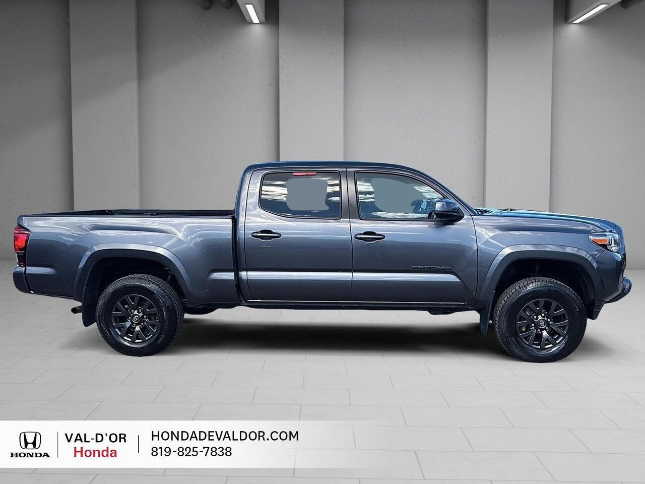 Toyota Tacoma Double Cab 4x4 BA 2022 Noir Val-d'Or - photo #4