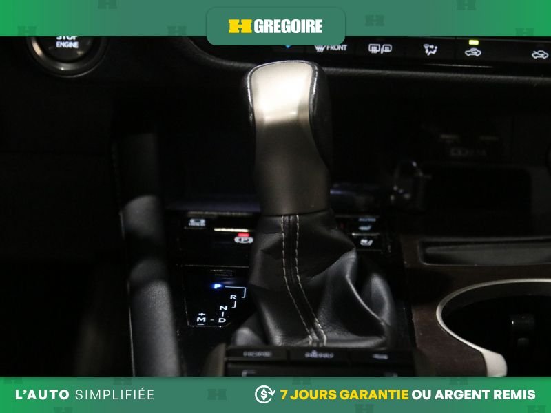 2021 Lexus RX White Saint-Eustache - photo #26