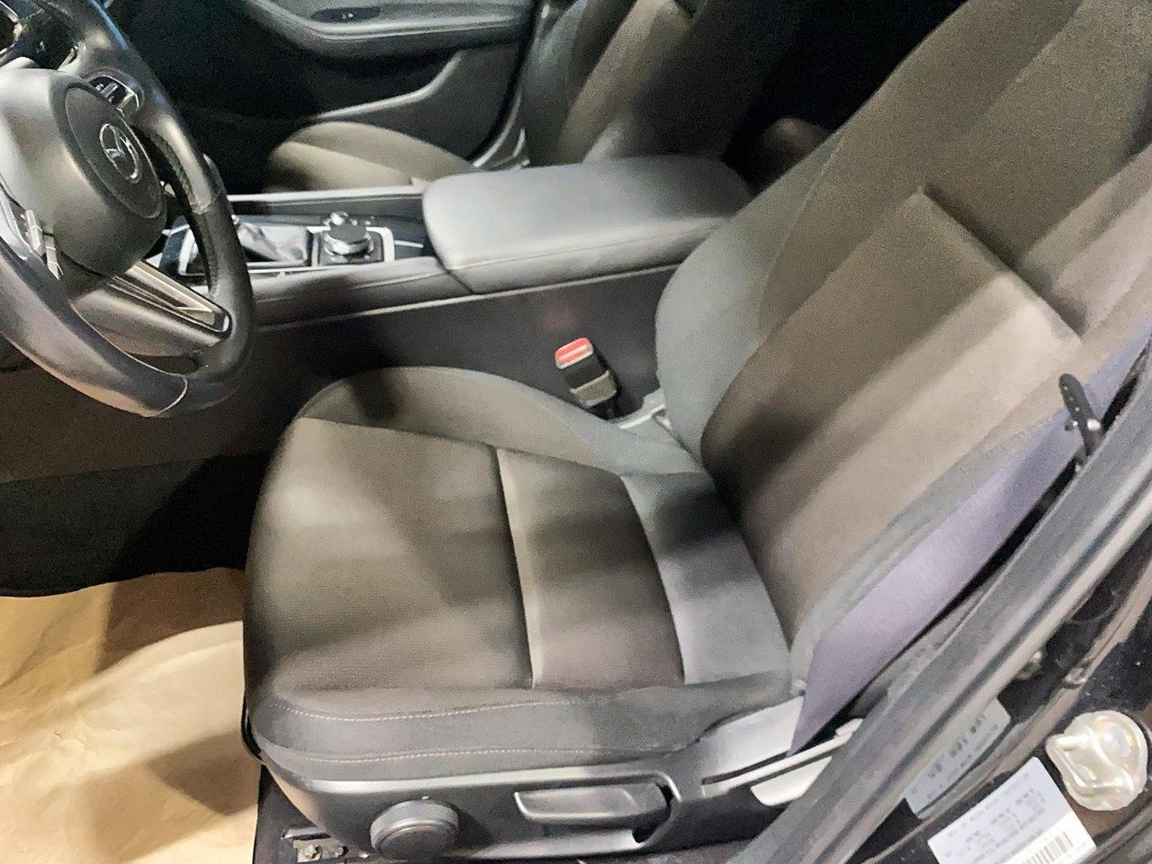 2019 Mazda Mazda3 VIN JM1BPACL5K1113603 Black Baie-Comeau - photo #10