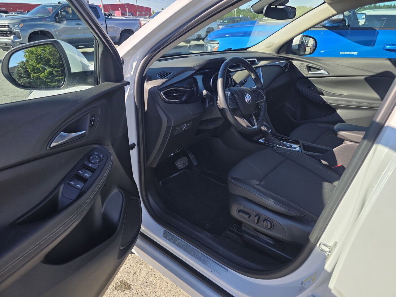 2022 Buick Encore GX Preferred White Rouyn-Noranda - photo #30
