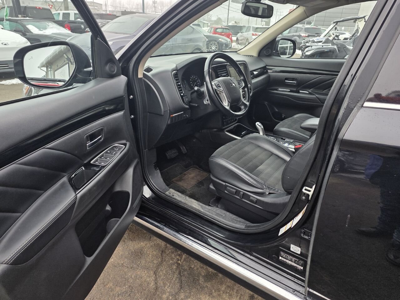 Mitsubishi Outlander PHEV 2021 Noir Longueuil, - photo #9