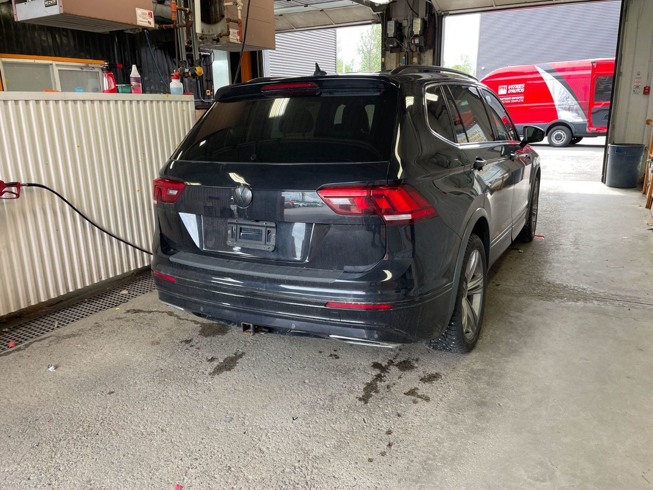 Volkswagen Tiguan HIGHLINE 4MOTION *TOIT* NAV CUIR SIÈGES CHAUFF 2018 Noir Saint-Jérôme - photo #9