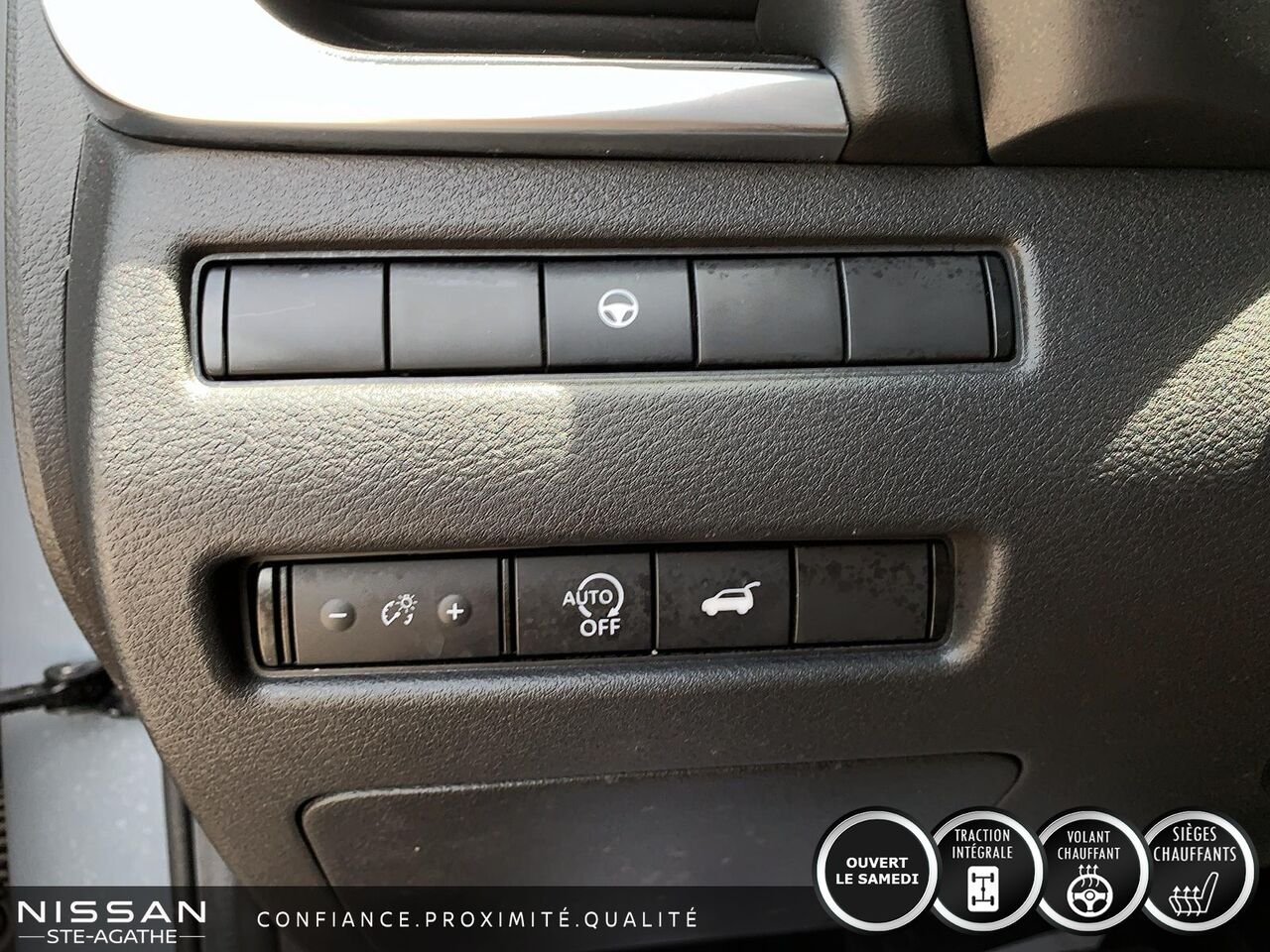 Nissan Rogue MIDNIGHT | CUIR | TOIT PANORAMIQUE | AWD | 2023 Gris Saint-Jérôme - photo #14