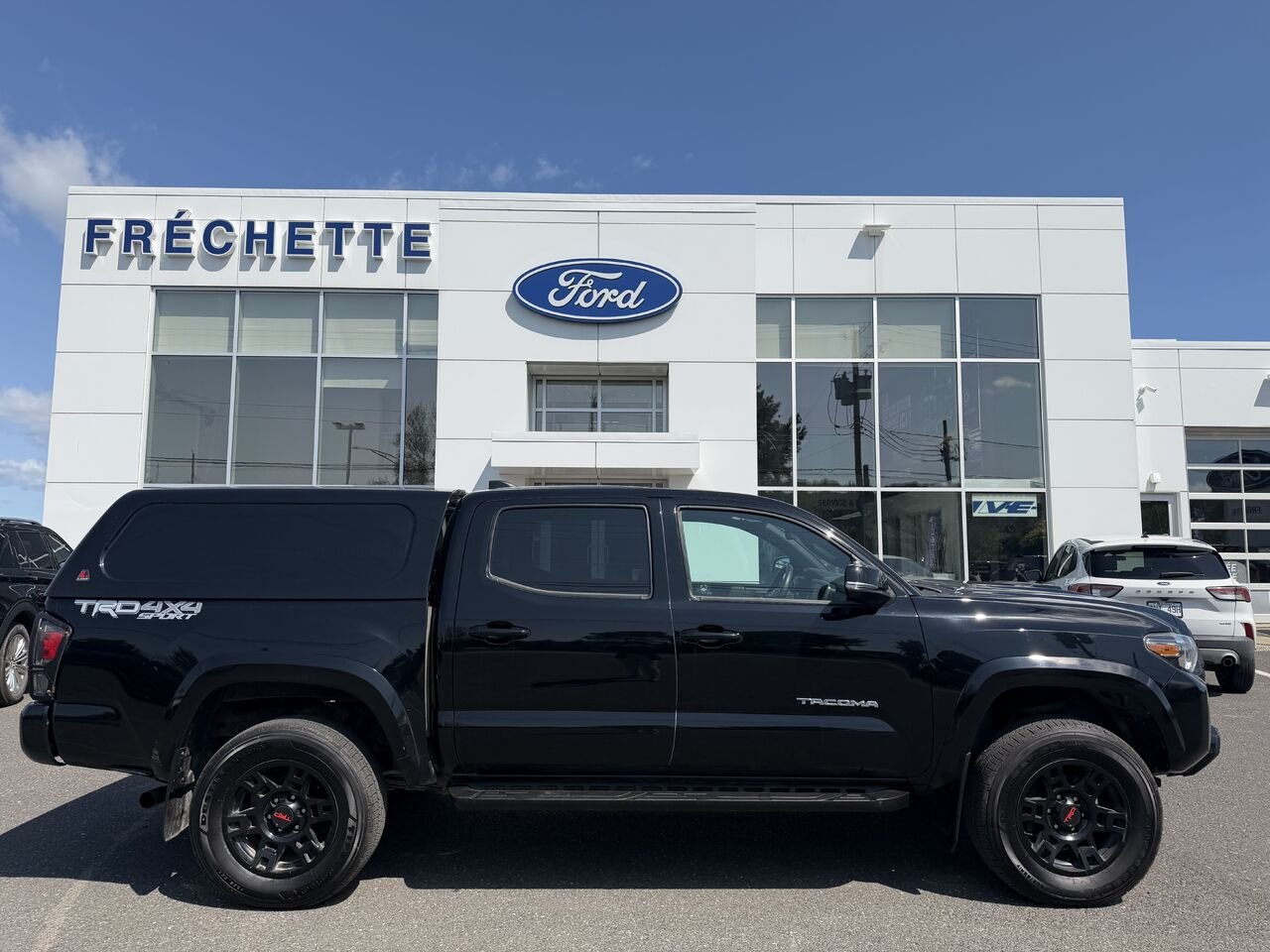 TOYOTA TACOMA 2023 Noir Montmagny - photo #1