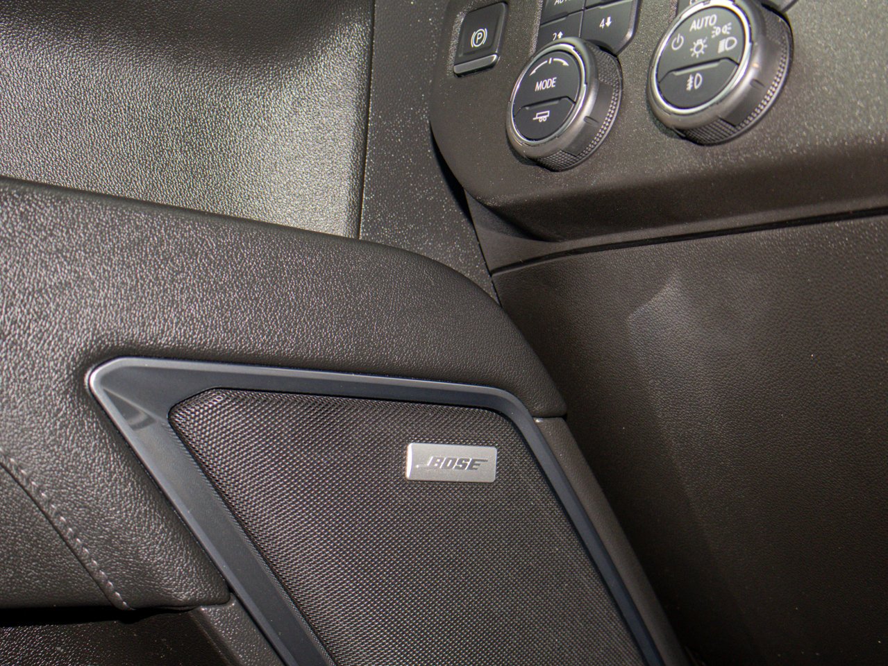2024 Chevrolet Silverado 1500 4WD Crew Cab 147 LTZ Black Sherwood Park - photo #23