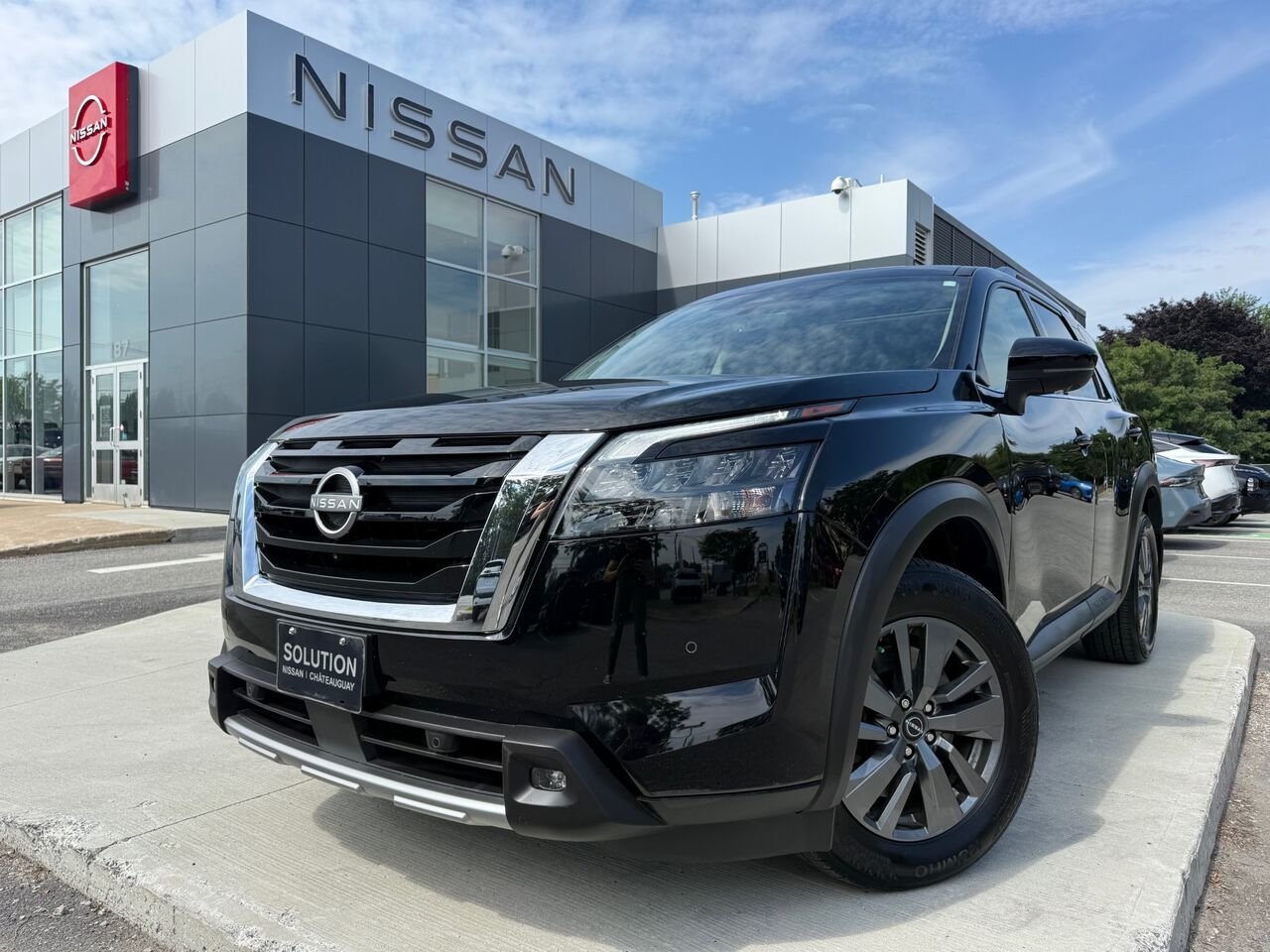 2024 Nissan Pathfinder SV 4RM Black Châteauguay - photo #0