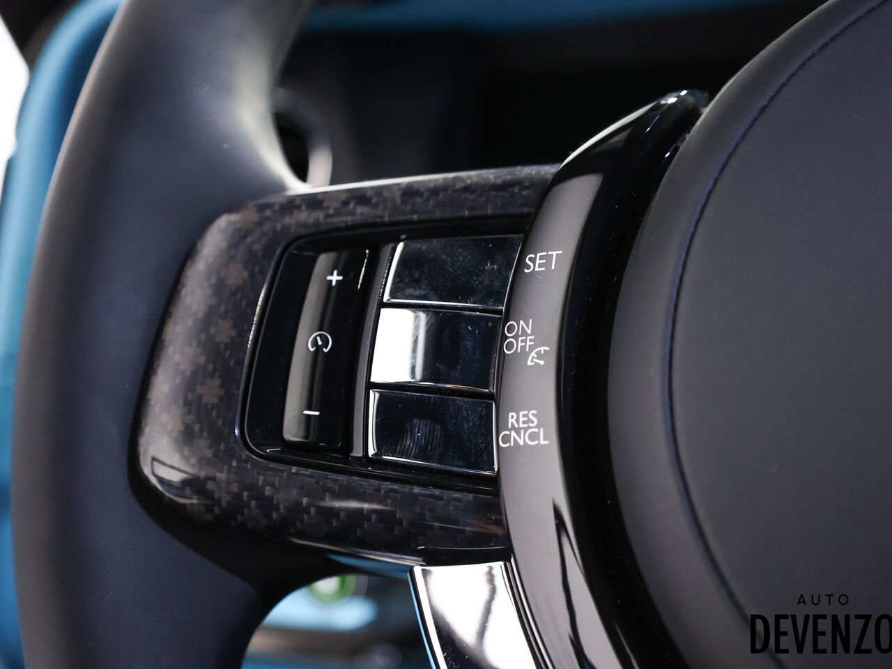 Rolls-Royce Cullinan 2023 Bleu Saint-Eustache - photo #26