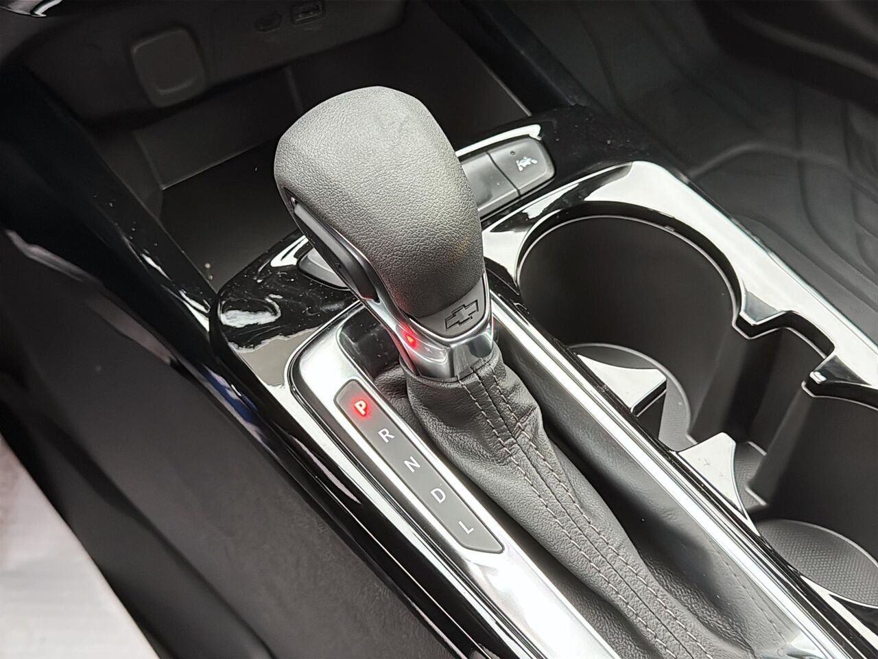Chevrolet Trax Traction avant 4 portes LT 2026 GRIS STERLING METALLISE Saint-Hyacinthe - photo #14