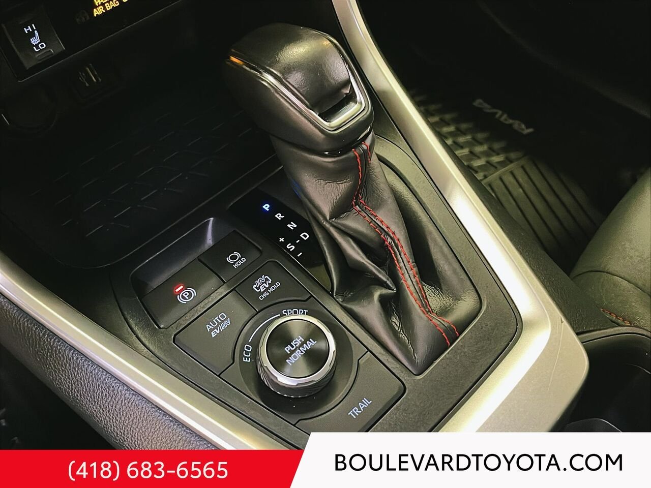 2024 Toyota RAV4 Prime 99538B-21 | SE HYBRIDE, AWD Silver Sky Metallic Québec - photo #16