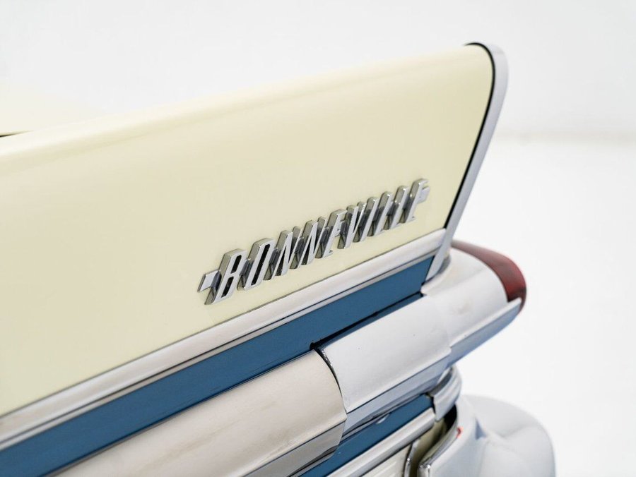 1957 Pontiac Bonneville 1957 White