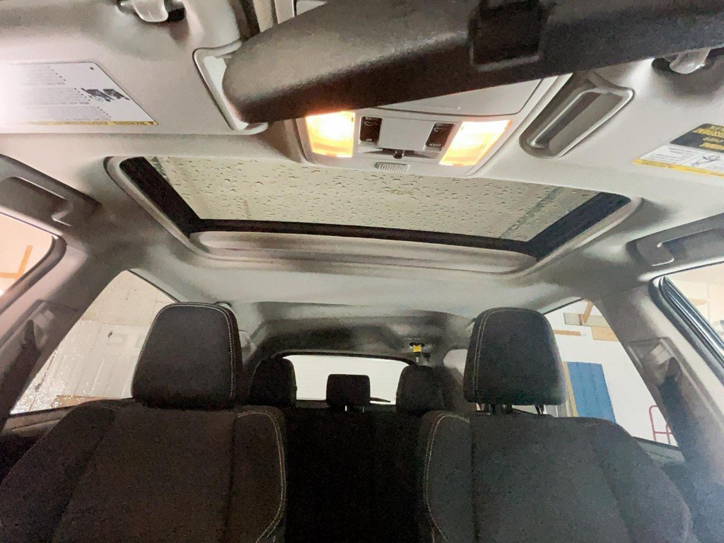 Toyota RAV4 AWD XLE 2018 Noir Rouyn-Noranda - photo #15