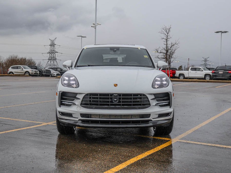 2021 Porsche Macan 2021 White