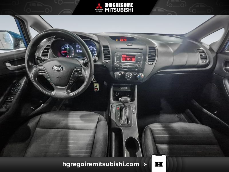 Kia Forte 2015 Bleu Laval - photo #23