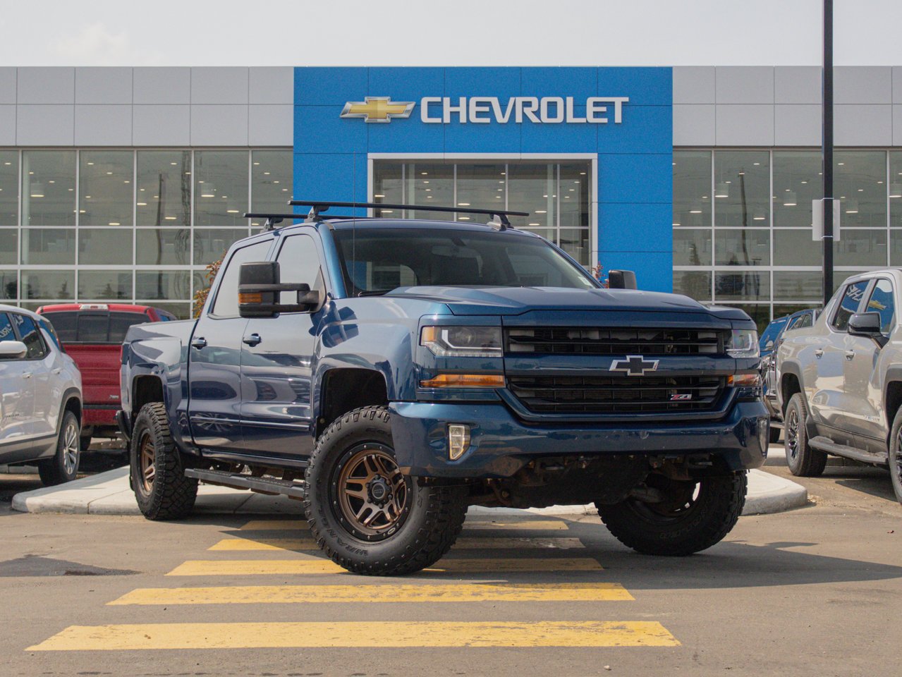 2016 Chevrolet Silverado 1500 4WD Crew Cab 143.5 LT w/1LT Blue Sherwood Park - photo #1