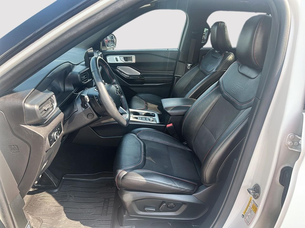Ford Explorer 2024 Blanc Rouyn-Noranda - photo #7