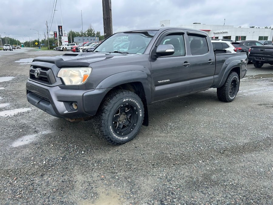 Toyota Tacoma 4 RM, cabine double, V6, boîte automatique 2013 2013 Gris