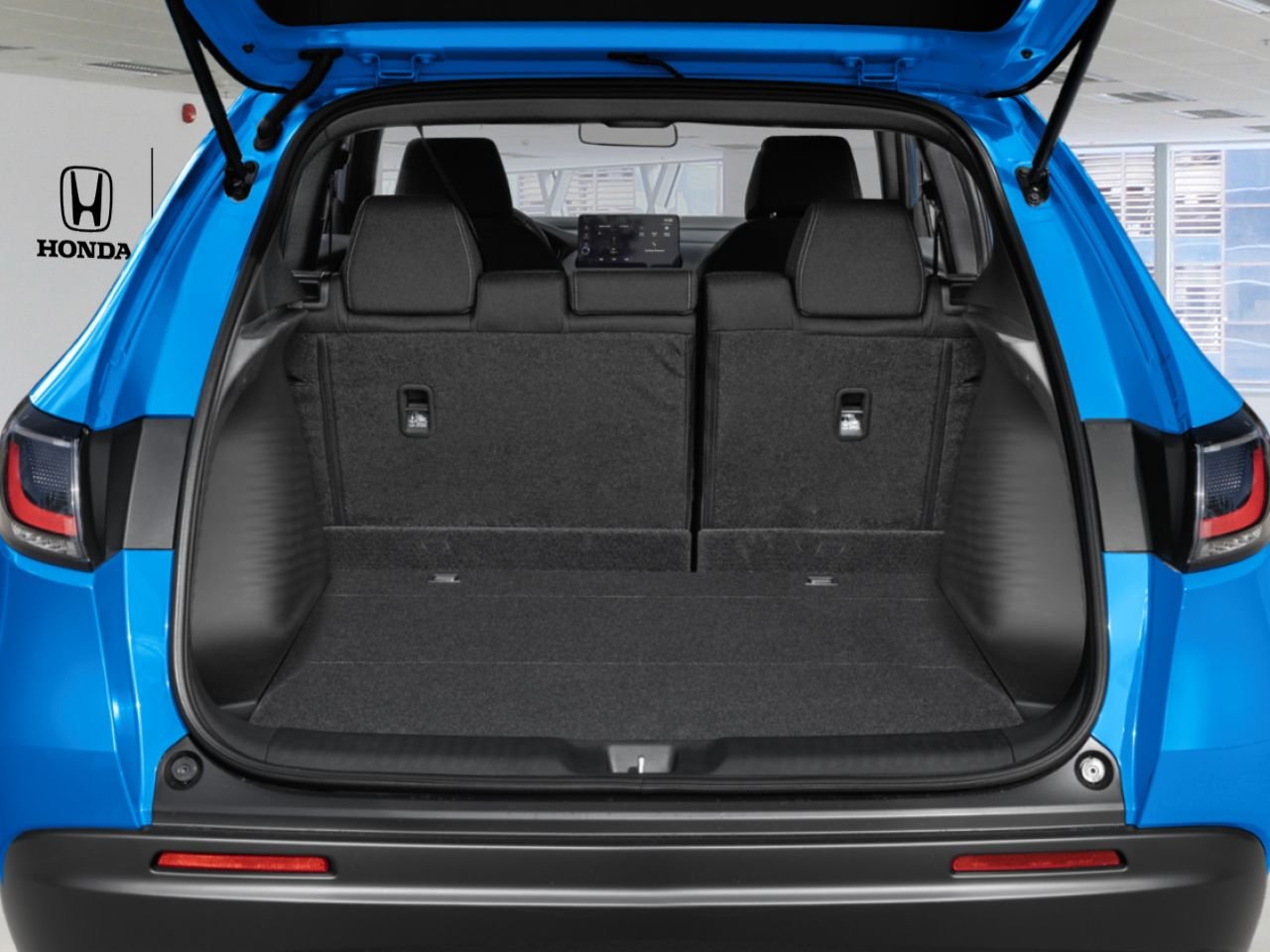 2026 Honda HR-V Crystal Black Pearl Mississauga - photo #7