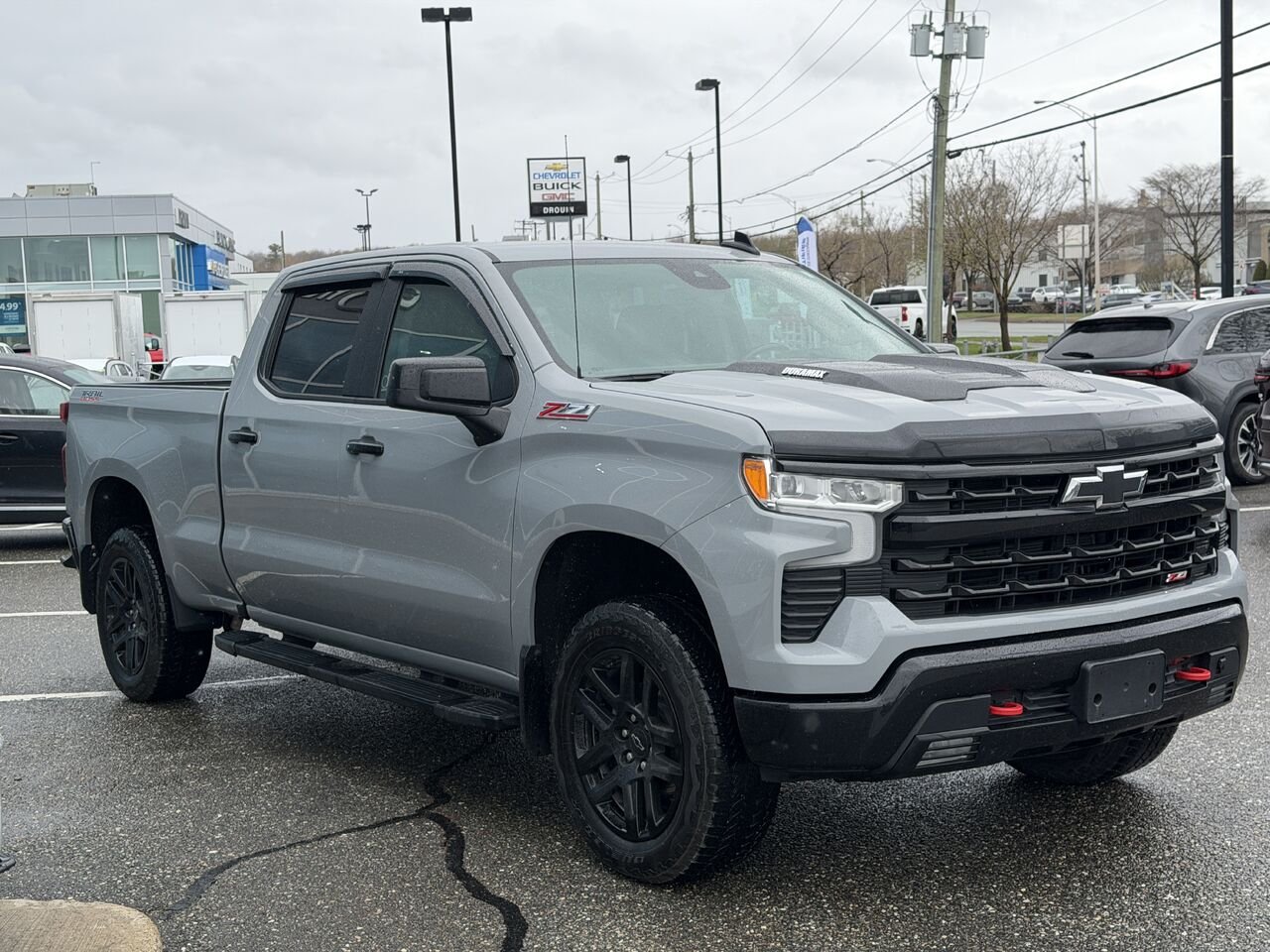 2024 Chevrolet Silverado 1500 Grey Ste-Marie - photo #3