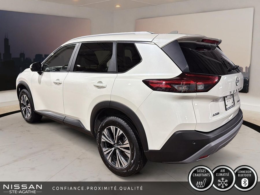 Nissan Rogue SV TI avec ensemble toit ouvrant 2023 Blanc