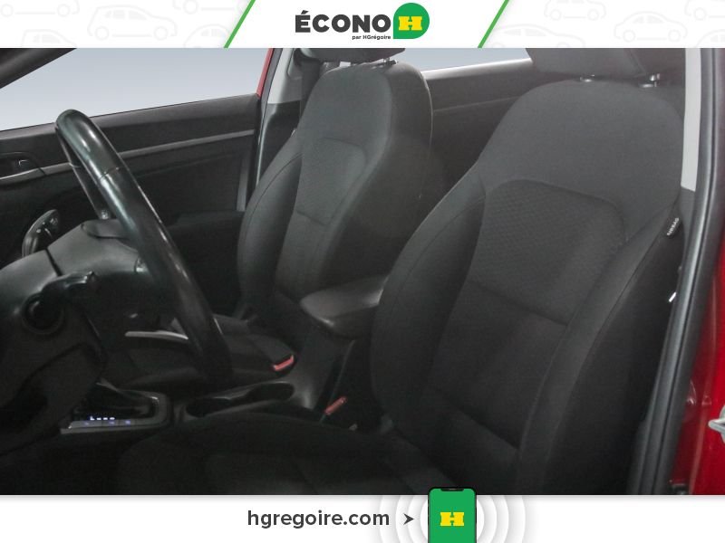 2020 Hyundai Elantra Red Saint-Eustache - photo #16