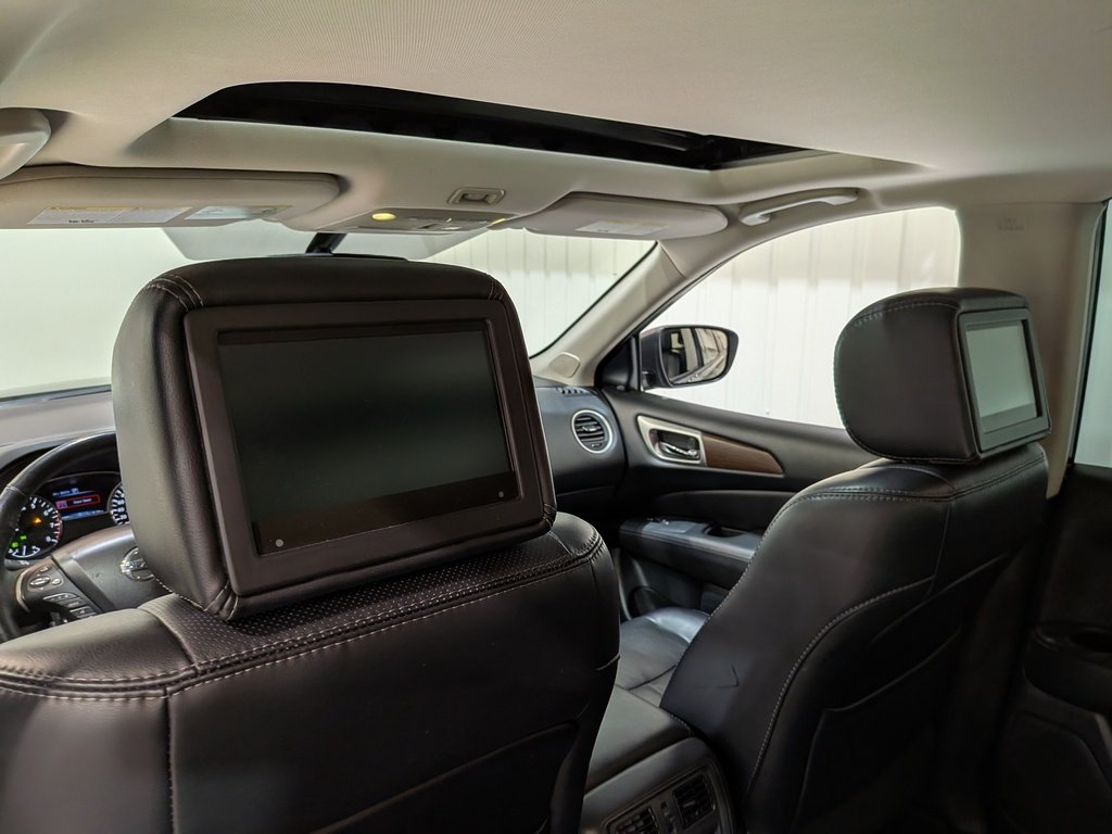 2020 Nissan Pathfinder 4x4 Platinum Black Val-David - photo #16