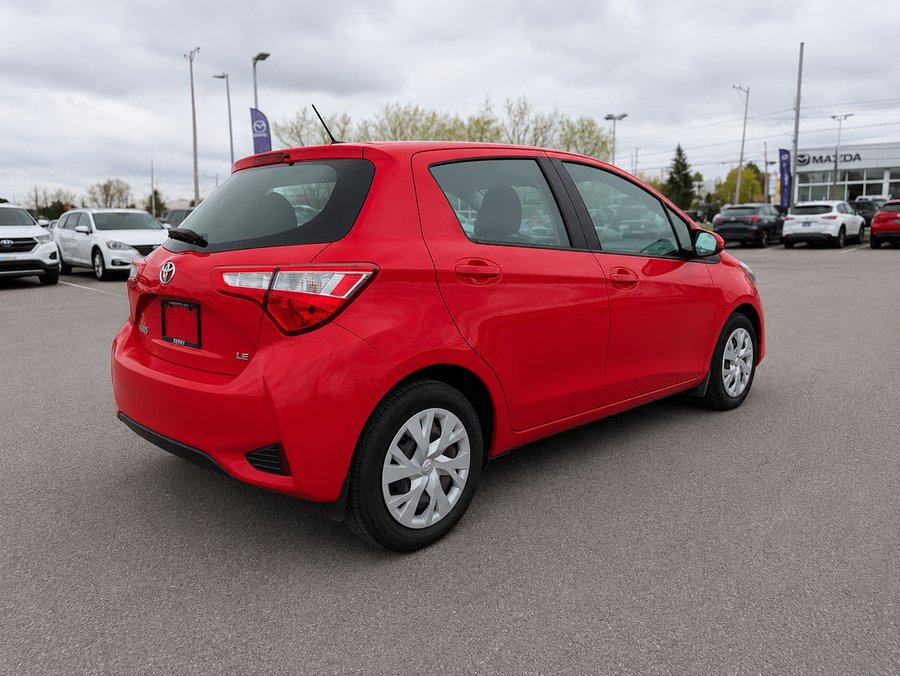 2018 Toyota Yaris Hatchback 2018 Red