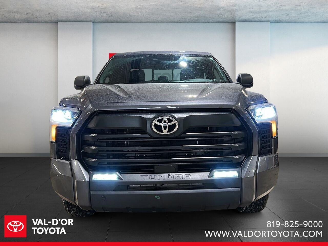 2026 Toyota Tundra SR5 Double Cab 4x4 caisse longue Magnetic Grey Metallic Val-d'Or - photo #1