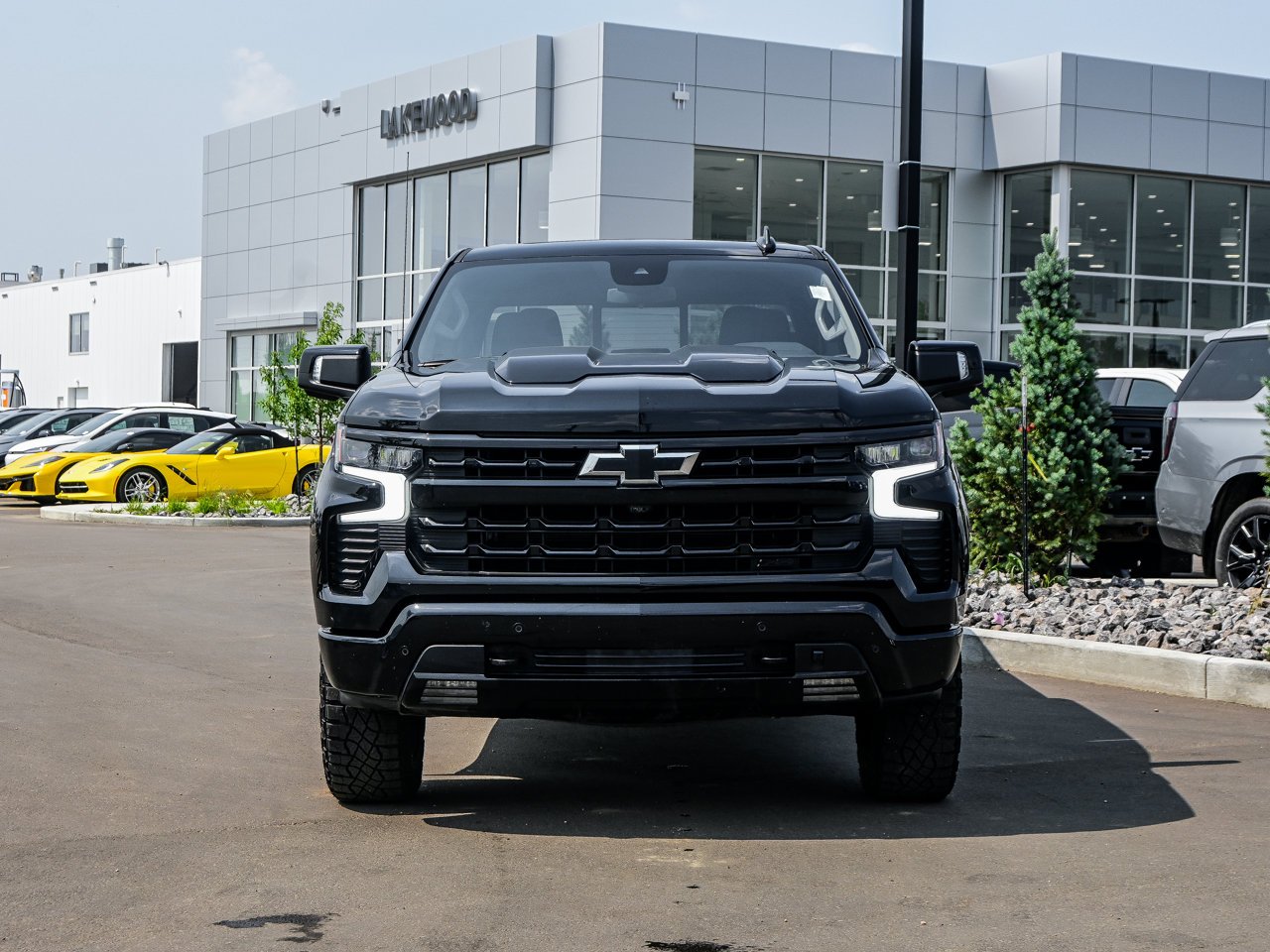 2025 Chevrolet Silverado 1500 4WD Crew Cab 147 LT Trail Boss Black Sherwood Park - photo #2