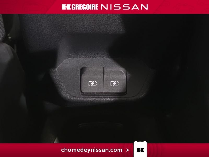 Nissan Leaf 2023 Noir Laval - photo #38