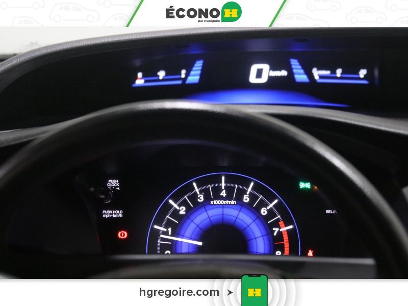 2014 Honda Civic White Blainville - photo #16