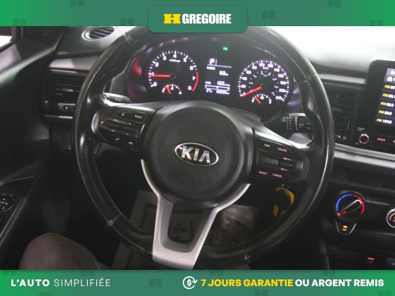 2021 Kia Rio 5 Black Laval - photo #17