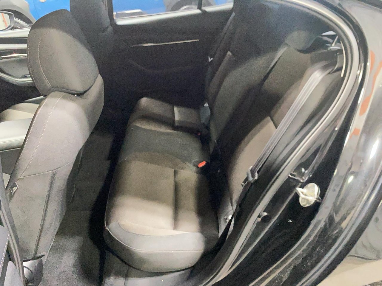 2019 Mazda Mazda3 VIN JM1BPACL5K1113603 Black Baie-Comeau - photo #7