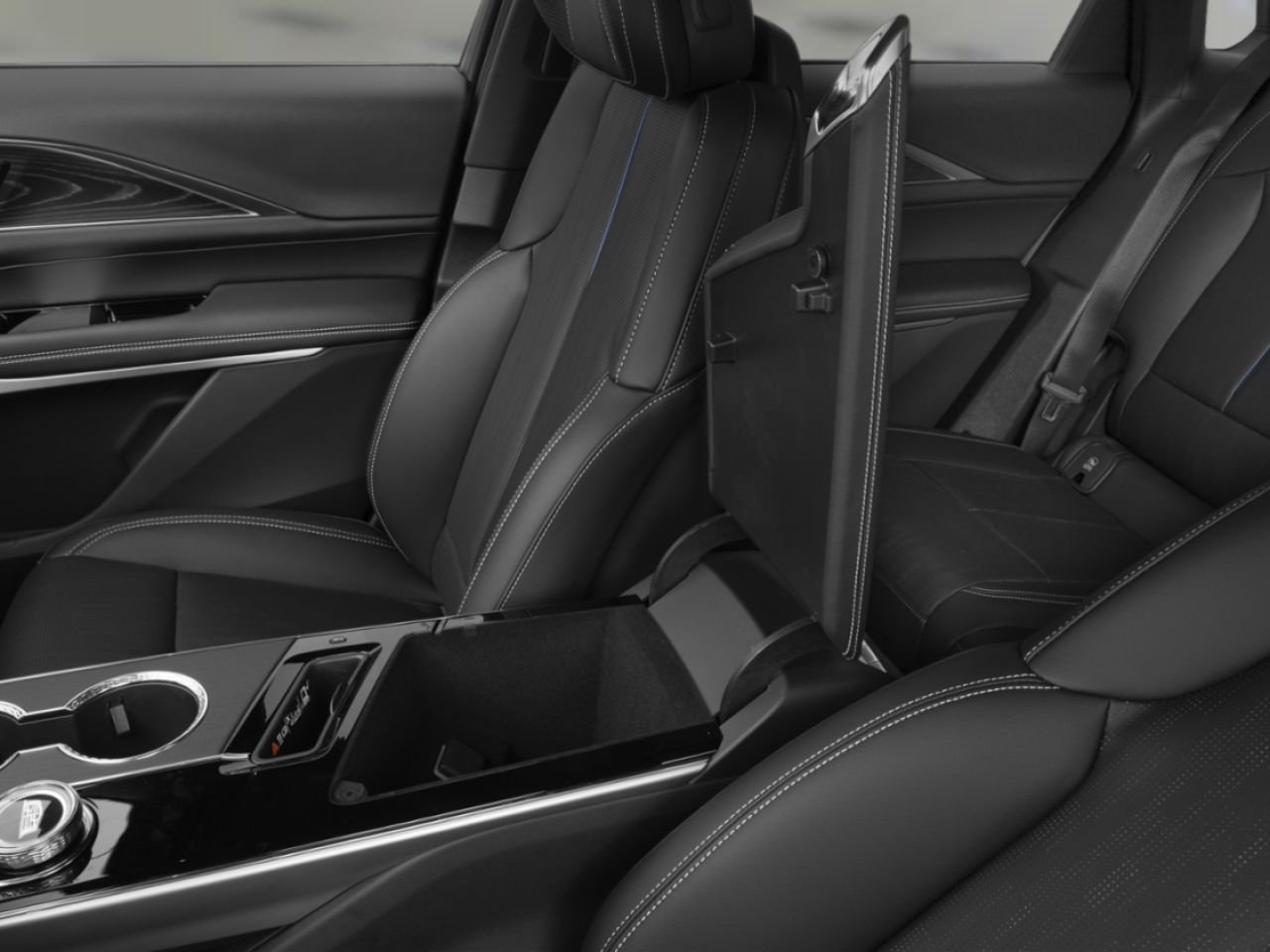 CADILLAC LYRIQ LYRIQ-V ELECTRIC PREMIUM AWD (1SM) 2027 Teinte rouge éclatant Rivière-du-Loup - photo #9