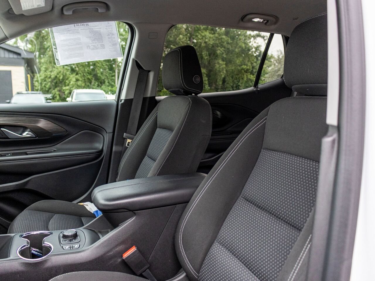 2022 GMC Terrain Traction intégrale, 4 portes SLE White Châteauguay - photo #28