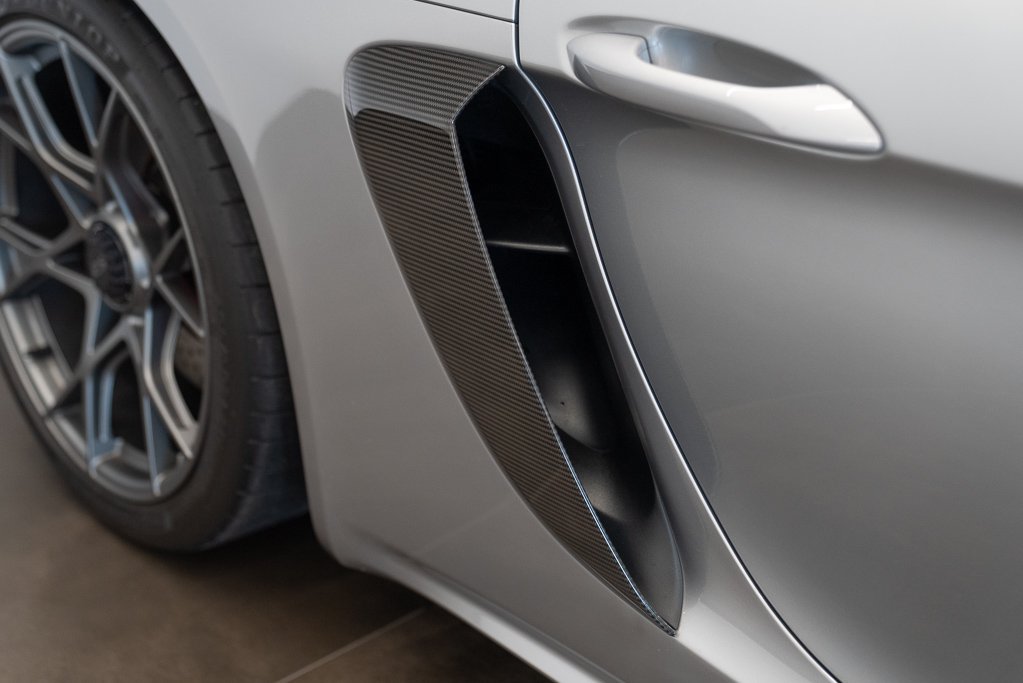 2024 Porsche 718 Spyder Silver Kirkland - photo #26
